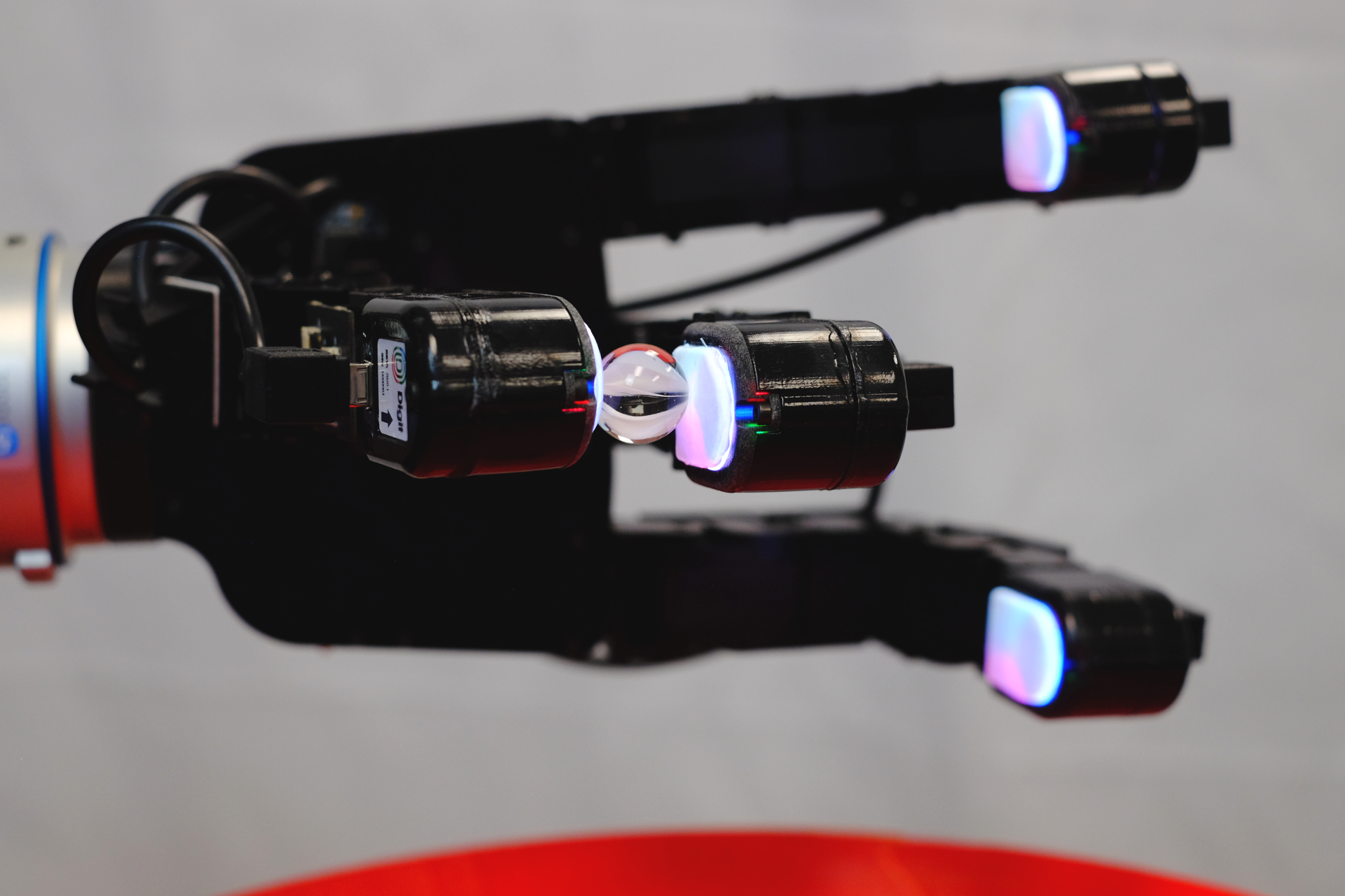 Closing the Loop: Visual-Tactile Feedback for Robotic Grippers